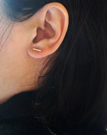 HSU 18-Karat Yellow Gold Tube Line Earrings (FW)