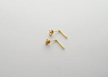 HSU 18-Karat Yellow Gold Forging Line Earrings (FW)