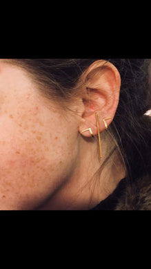 Perspective Long Earring / Gold (UL)